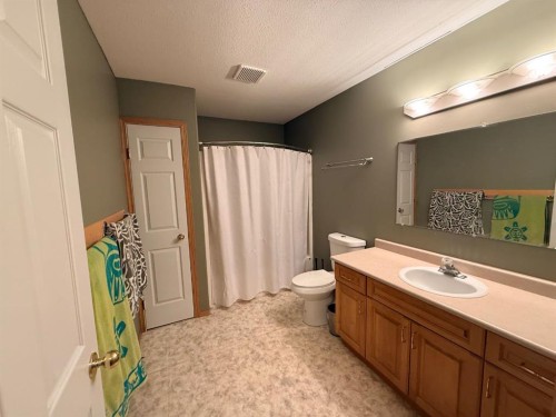 4817 51 Avenue, Kitscoty, AB 