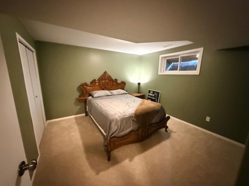 4817 51 Avenue, Kitscoty, AB 