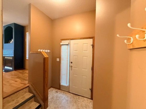 4817 51 Avenue, Kitscoty, AB 