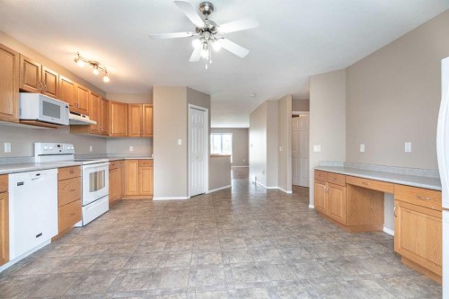 6608 39 Street, Lloydminster, AB 