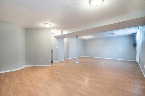 6608 39 Street, Lloydminster, AB 