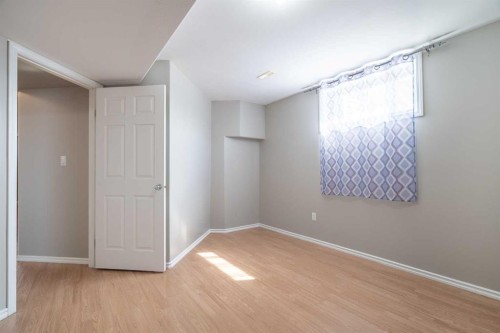 6608 39 Street, Lloydminster, AB 