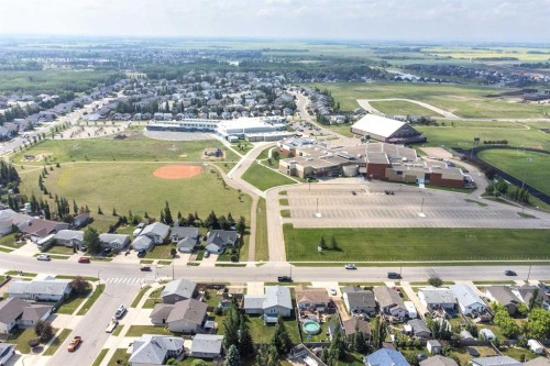 6608 39 Street, Lloydminster, AB 