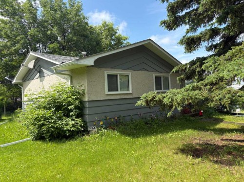 4724 52 Street, Innisfree, AB 