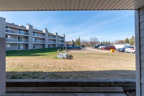 109B-3007 57A Avenue, Lloydminster, AB - Outdoor