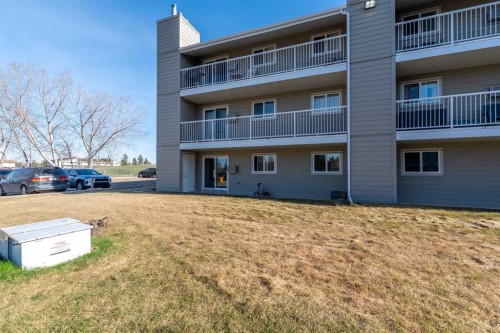 109B-3007 57A Avenue, Lloydminster, AB - Outdoor