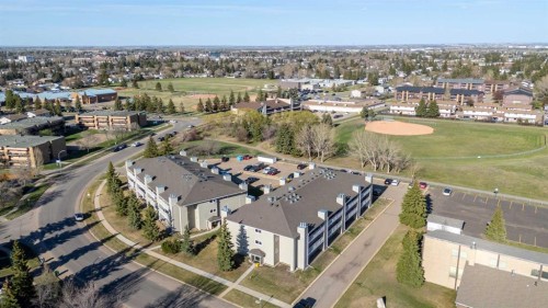 109B-3007 57A Avenue, Lloydminster, AB - Outdoor With View