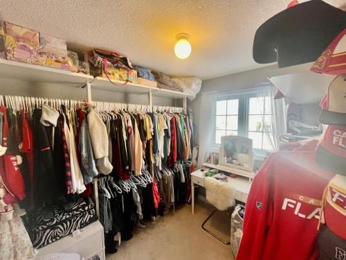 1124 24 Street, Wainwright, AB 