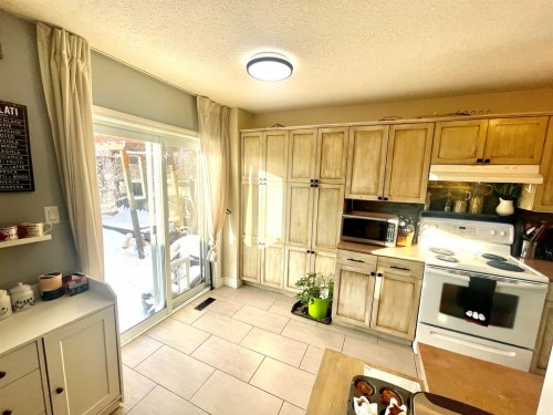 1124 24 Street, Wainwright, AB 