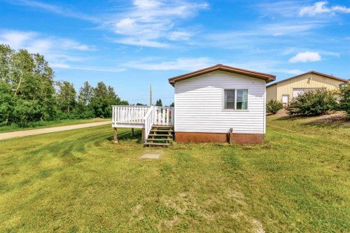 301 8 Avenue, Paradise Hill, SK 