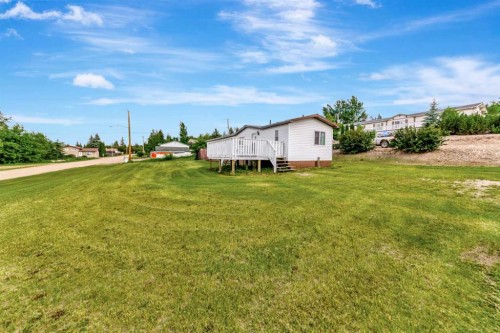301 8 Avenue, Paradise Hill, SK 