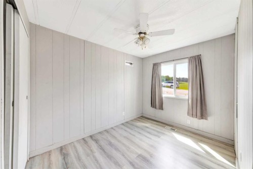 301 8 Avenue, Paradise Hill, SK 