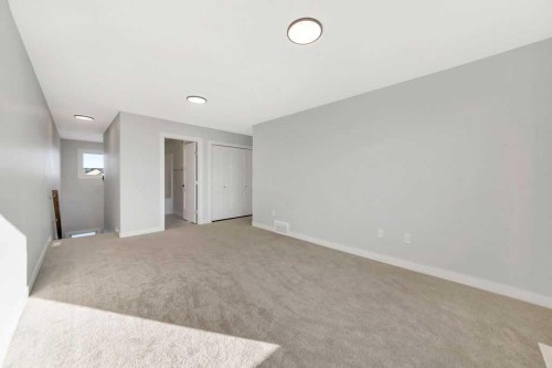 25-3616 41B Avenue, Lloydminster, SK - Indoor Photo Showing Other Room