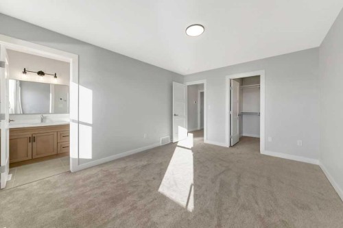 25-3616 41B Avenue, Lloydminster, SK - Indoor Photo Showing Other Room