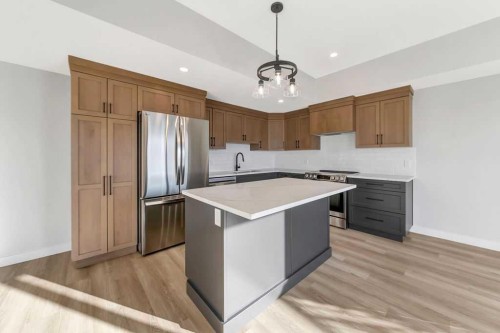 25-3616 41B Avenue, Lloydminster, SK - Indoor Photo Showing Kitchen With Stainless Steel Kitchen