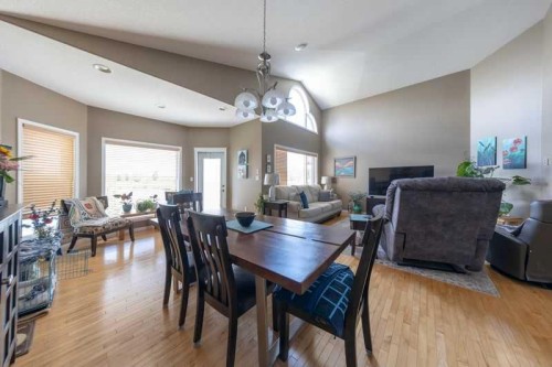 3808-63A Ave Close, Lloydminster, AB - Indoor Photo Showing Dining Room