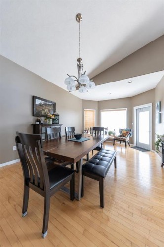 3808-63A Ave Close, Lloydminster, AB - Indoor Photo Showing Dining Room
