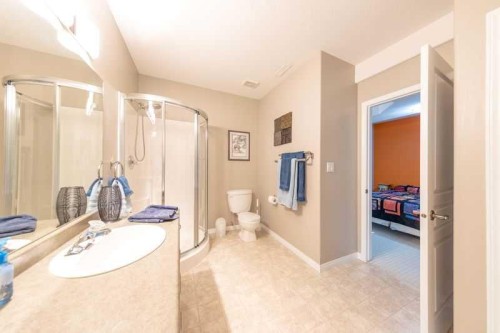 3808-63A Ave Close, Lloydminster, AB - Indoor Photo Showing Bathroom