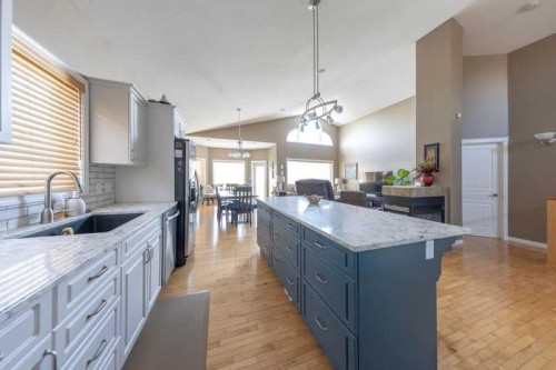 3808-63A Ave Close, Lloydminster, AB - Indoor Photo Showing Kitchen With Double Sink With Upgraded Kitchen