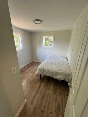 208 1 Street West, Lashburn, SK - Indoor Photo Showing Bedroom