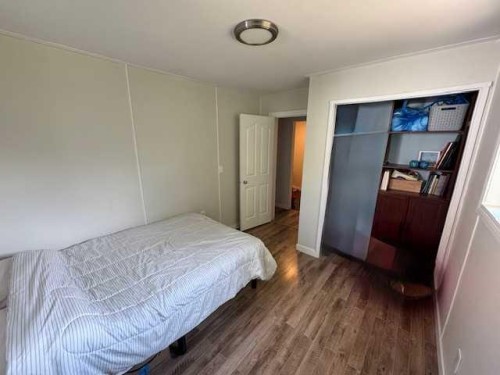 208 1 Street West, Lashburn, SK - Indoor Photo Showing Bedroom
