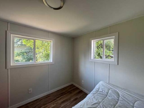 208 1 Street West, Lashburn, SK - Indoor Photo Showing Bedroom