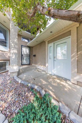 2308 58 Avenue, Lloydminster, AB - Outdoor
