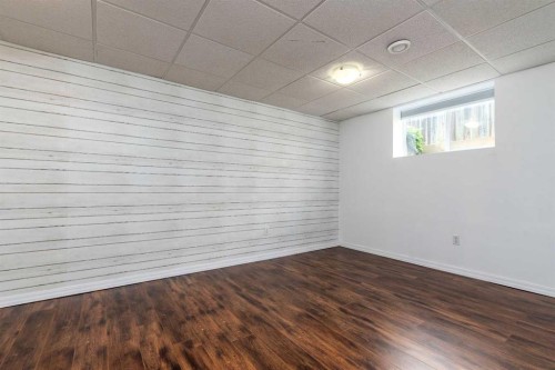 2308 52 Avenue, Lloydminster, AB - Indoor Photo Showing Other Room