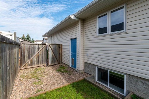 2308 52 Avenue, Lloydminster, AB - Outdoor With Exterior