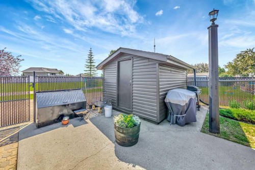605 22 Street, Wainwright, AB - Outdoor