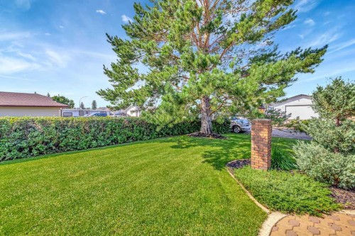 605 22 Street, Wainwright, AB - Outdoor