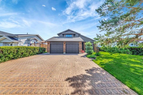 605 22 Street, Wainwright, AB - Outdoor