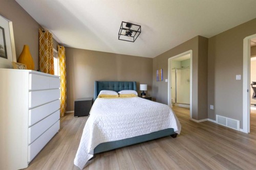 6116 21 Street, Lloydminster, AB - Indoor Photo Showing Bedroom