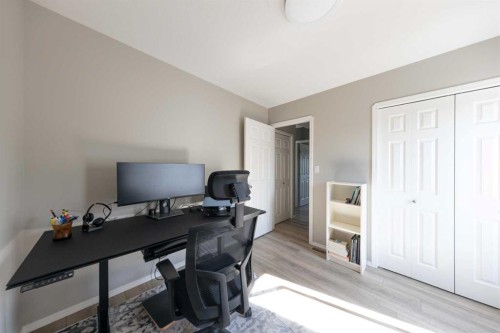 6116 21 Street, Lloydminster, AB - Indoor Photo Showing Office