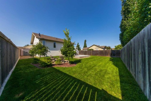 6116 21 Street, Lloydminster, AB - Outdoor