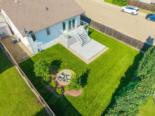 6116 21 Street, Lloydminster, AB - Outdoor