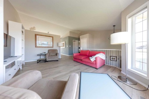 6116 21 Street, Lloydminster, AB - Indoor Photo Showing Living Room