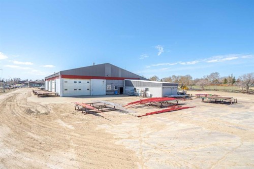 5109 41 Street, Lloydminster, AB 