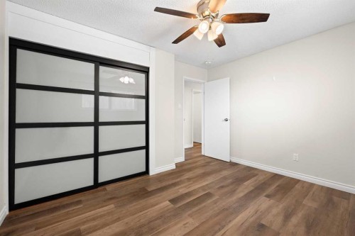 5607 43 Street, Lloydminster, AB - Indoor Photo Showing Other Room