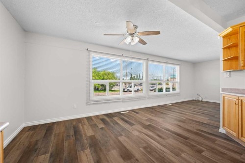 5607 43 Street, Lloydminster, AB - Indoor