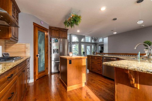 3610 63 Avenue Close, Lloydminster, AB - Indoor Photo Showing Kitchen With Stainless Steel Kitchen With Upgraded Kitchen