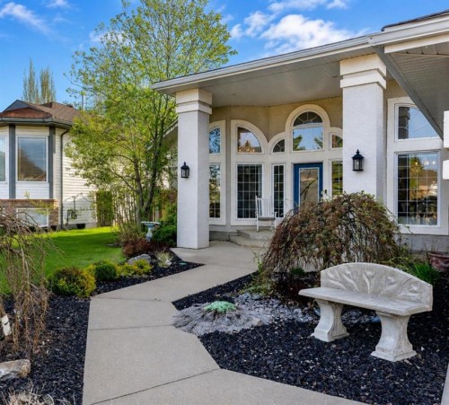 3610 63 Avenue Close, Lloydminster, AB - Outdoor With Facade