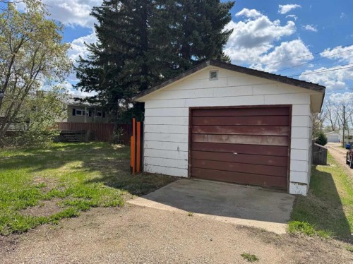5120 45 Street, Provost, AB - Outdoor