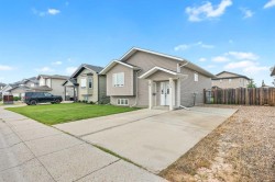 7208 40 Street Lloydminster, AB T9V 2K7