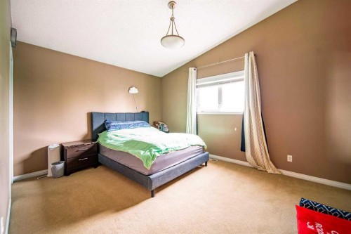 1025 30 Street, Wainwright, AB - Indoor Photo Showing Bedroom