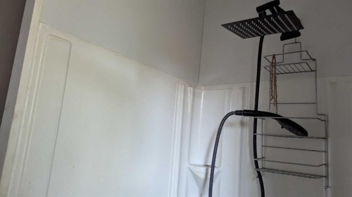 5028 52 Street, Provost, AB - Indoor
