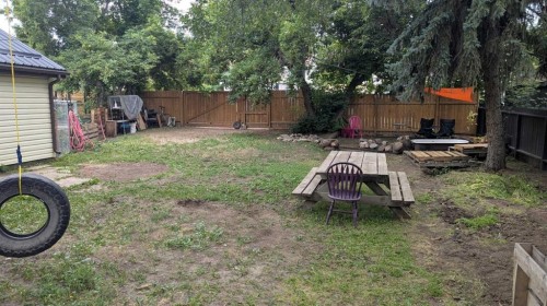 5028 52 Street, Provost, AB - Outdoor With Backyard