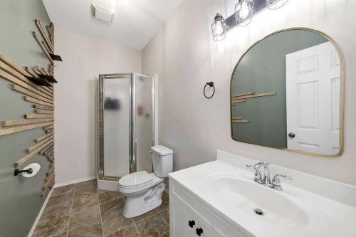 5236 15 Street, Lloydminster, AB - Indoor Photo Showing Bathroom