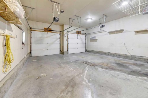 5236 15 Street, Lloydminster, AB - Indoor Photo Showing Garage