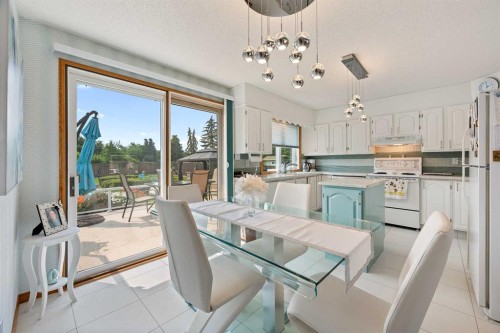 5703 35 Street, Lloydminster, AB - Indoor